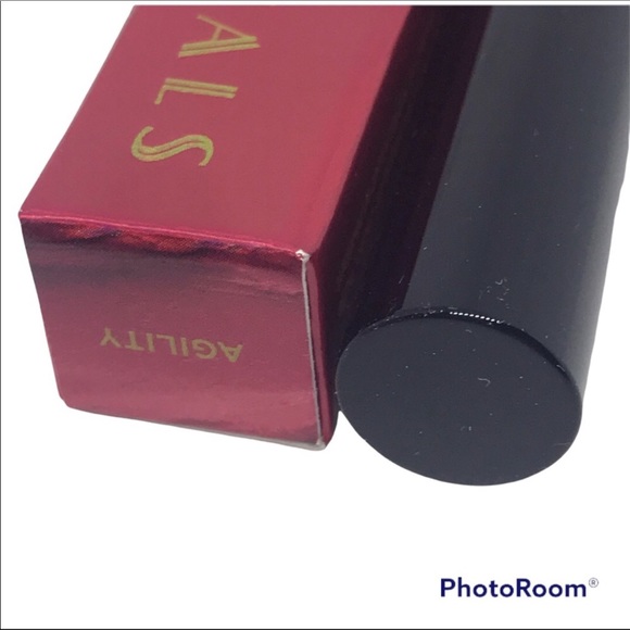 Urban Decay x Marvel Studios’ Eternals Lip Eclipse Agility Creamy Deep Red New - Picture 5 of 5